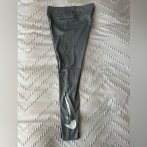 Grey dry fit leggings